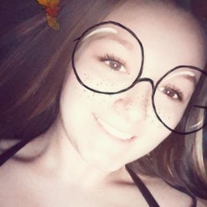 Meet your Posher, Tabitha